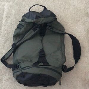 Duluth Trading Company Medium Backpack Duffel Bag